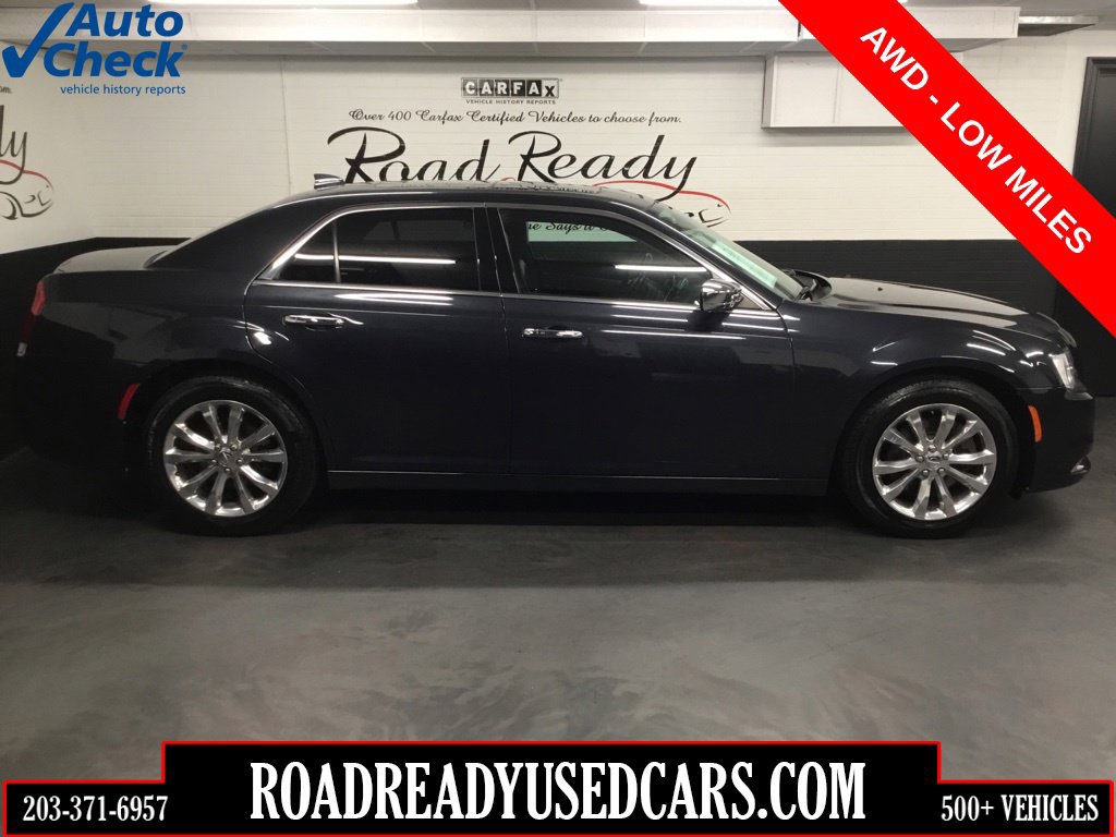 Used 2017 Chrysler 300 C