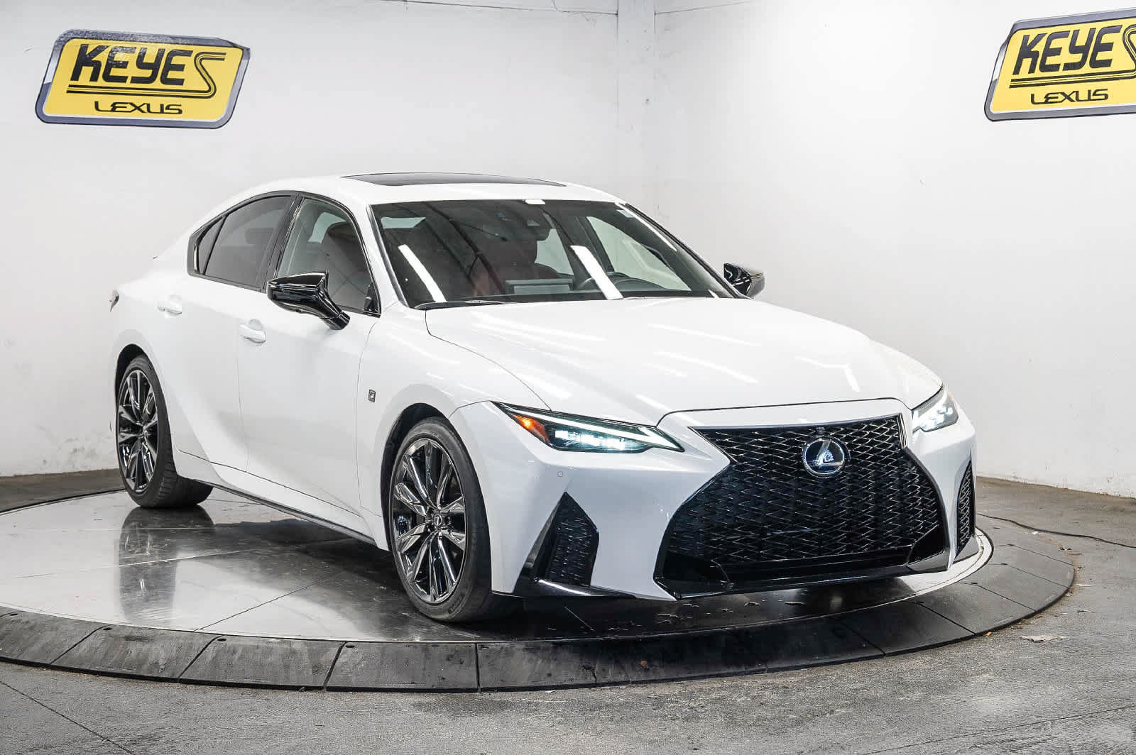 Used 2025 Lexus IS 350 F Sport w/ Navigation Package RWD image 5