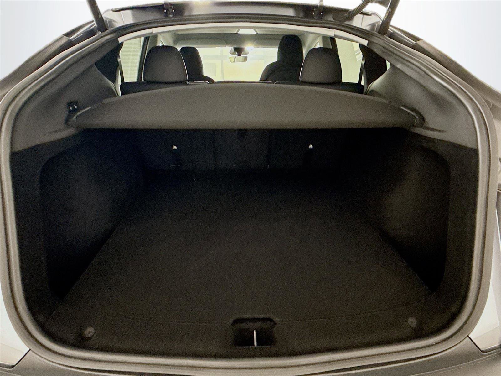 Used 2026 Tesla Model Y Long Range image 25