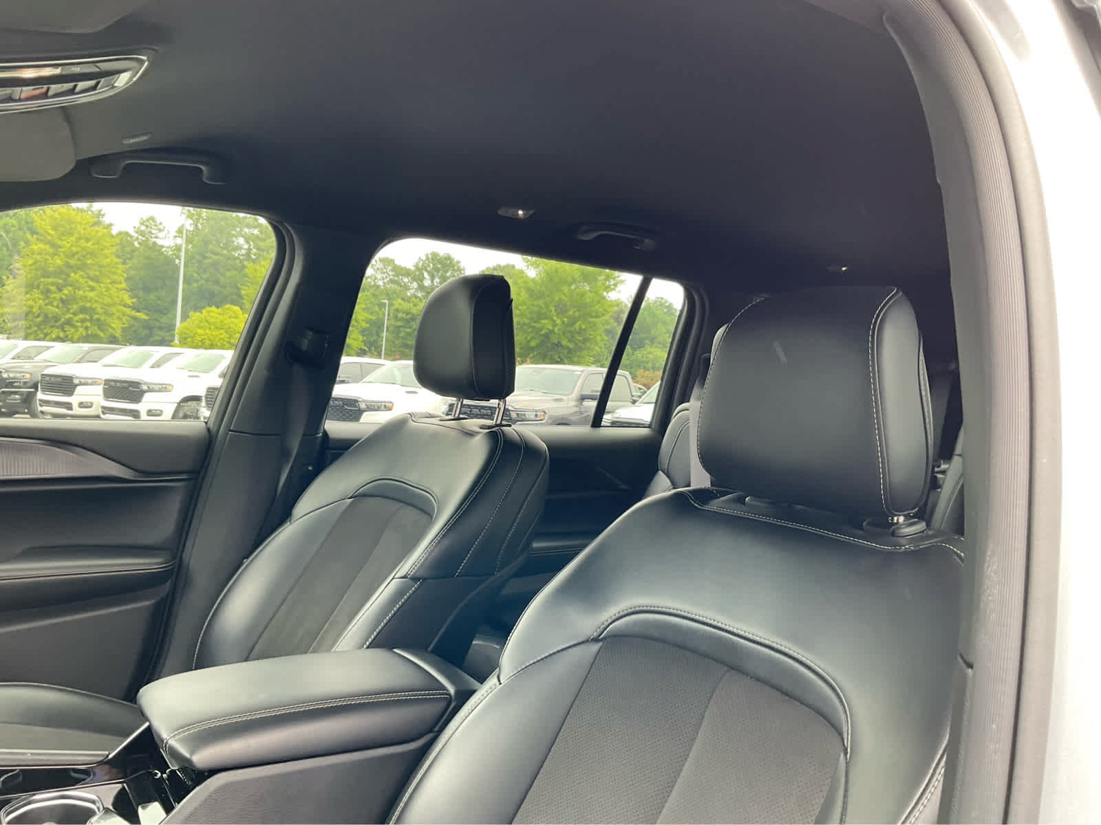 Used 2023 Jeep Grand Cherokee L Laredo RWD image 20