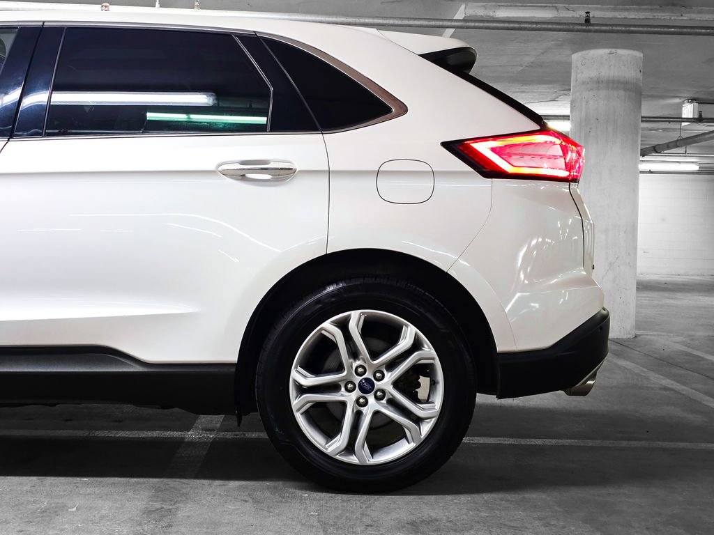 Used 2018 Ford Edge Titanium w/ Canadian Touring Package image 16