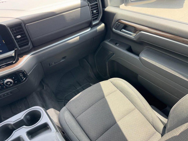 Used 2026 Chevrolet Silverado 3500 LT w/ All Star Edition AWD/4WD image 15