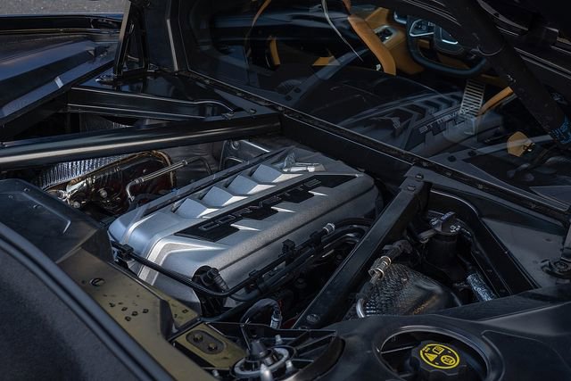 Used 2023 Chevrolet Corvette Stingray Premium Cpe w/ Z51 Performance Package image 24