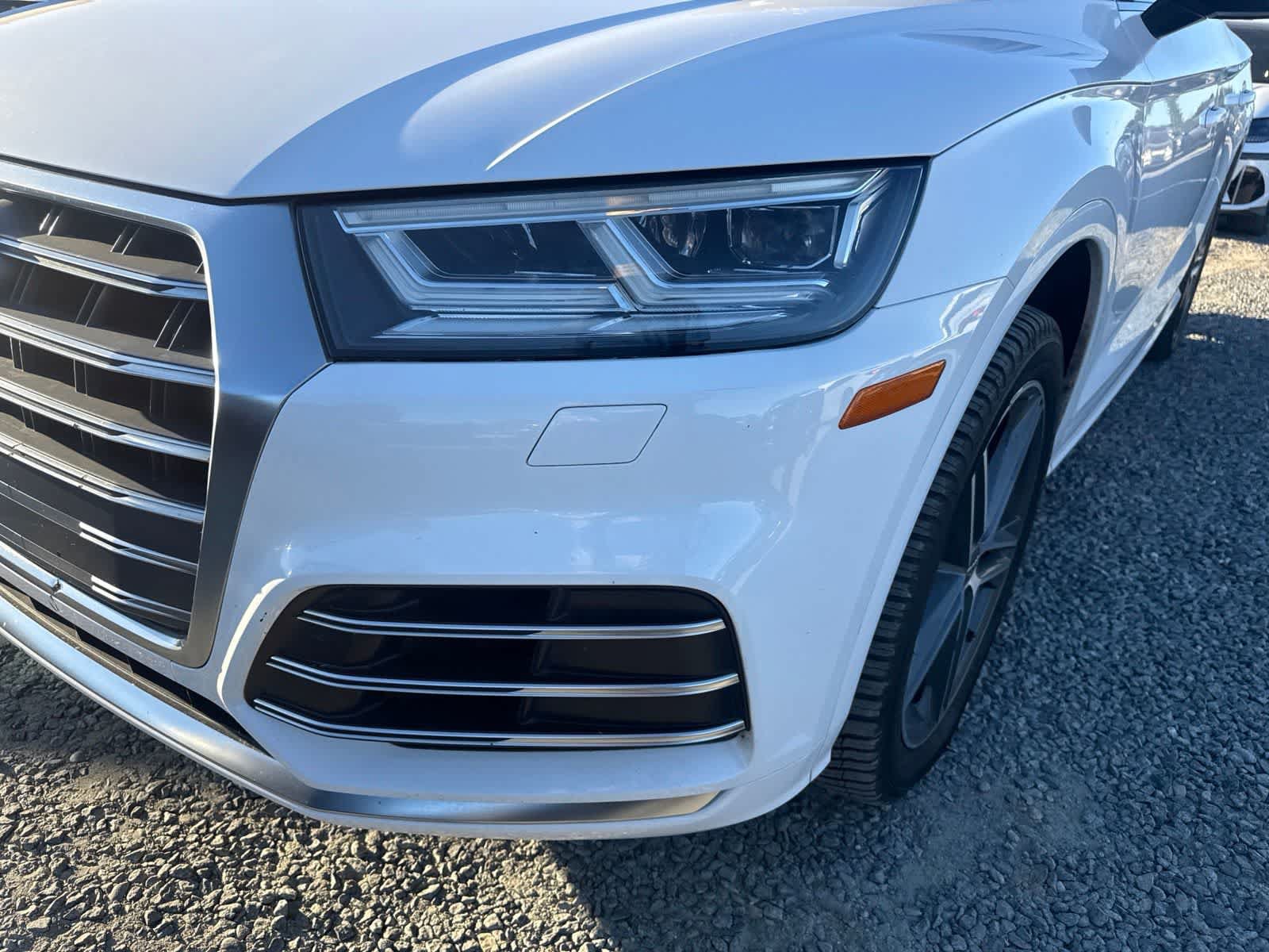 Used 2019 Audi SQ5 Premium w/ Convenience Package AWD/4WD image 9