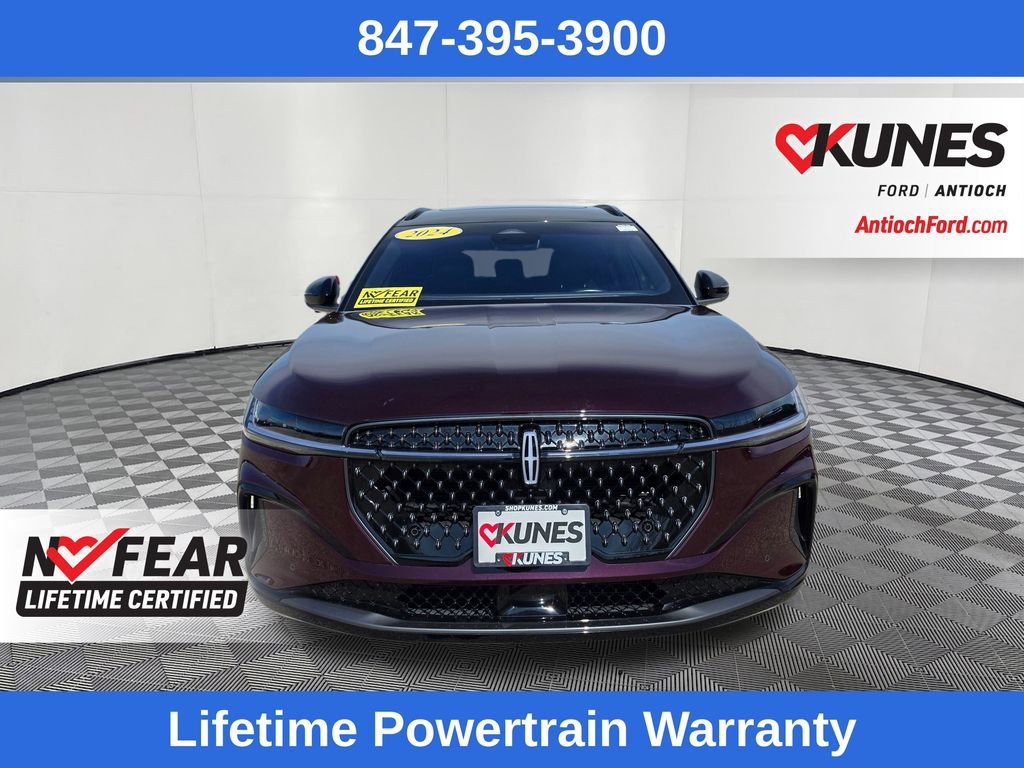 Used 2024 Lincoln Nautilus Reserve w/ Equipment Group 202A AWD/4WD image 2