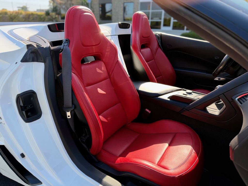 Used 2016 Chevrolet Corvette Z06 RWD image 13