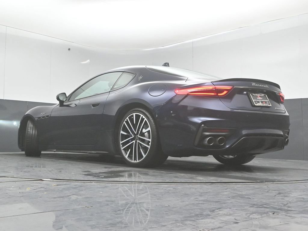 Used 2024 Maserati GranTurismo Trofeo image 29