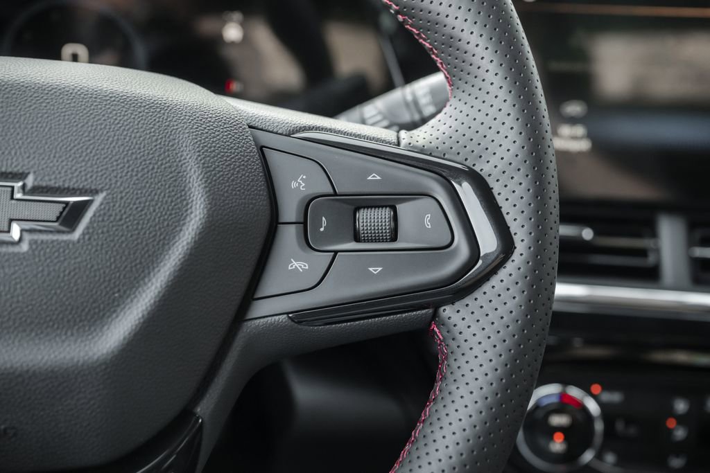 New 2026 Chevrolet Trax RS w/ Driver Confidence Package FWD image 22