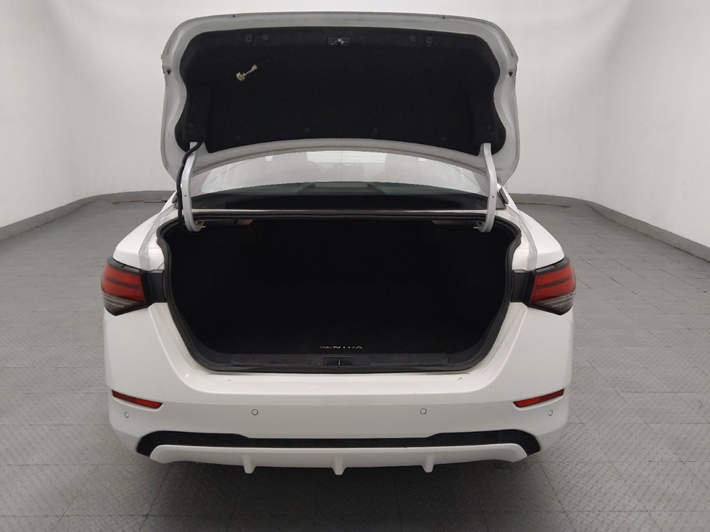 Used 2025 Nissan Sentra SV FWD image 29