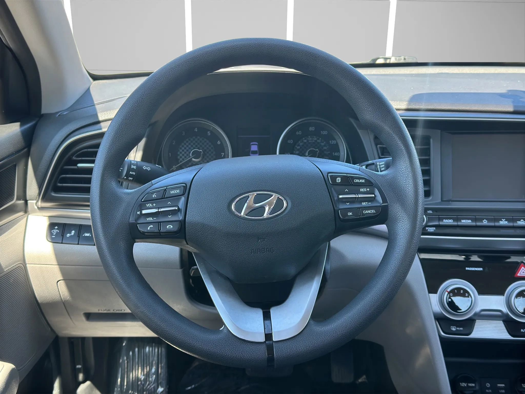 Used 2019 Hyundai Elantra SEL FWD image 18