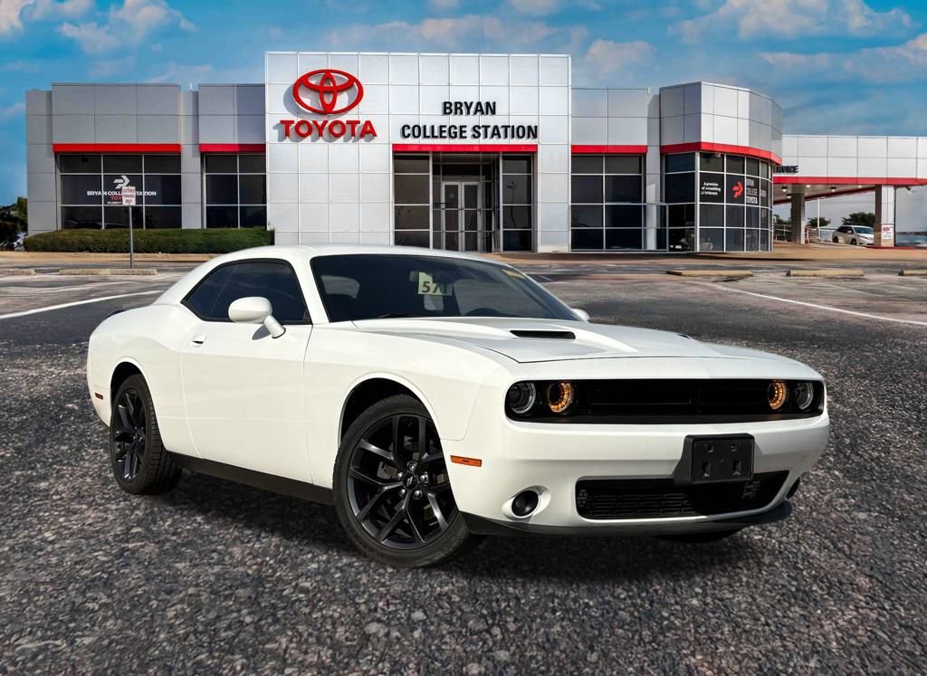 Used 2019 Dodge Challenger SXT w/ Driver Convenience Group