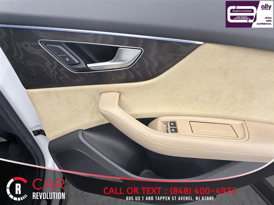 Used 2020 Audi Q8 Prestige w/ Prestige Package AWD/4WD image 47