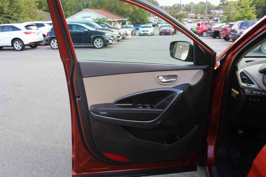 Used 2013 Hyundai Santa Fe Sport w/ Technology Pkg AWD/4WD image 12