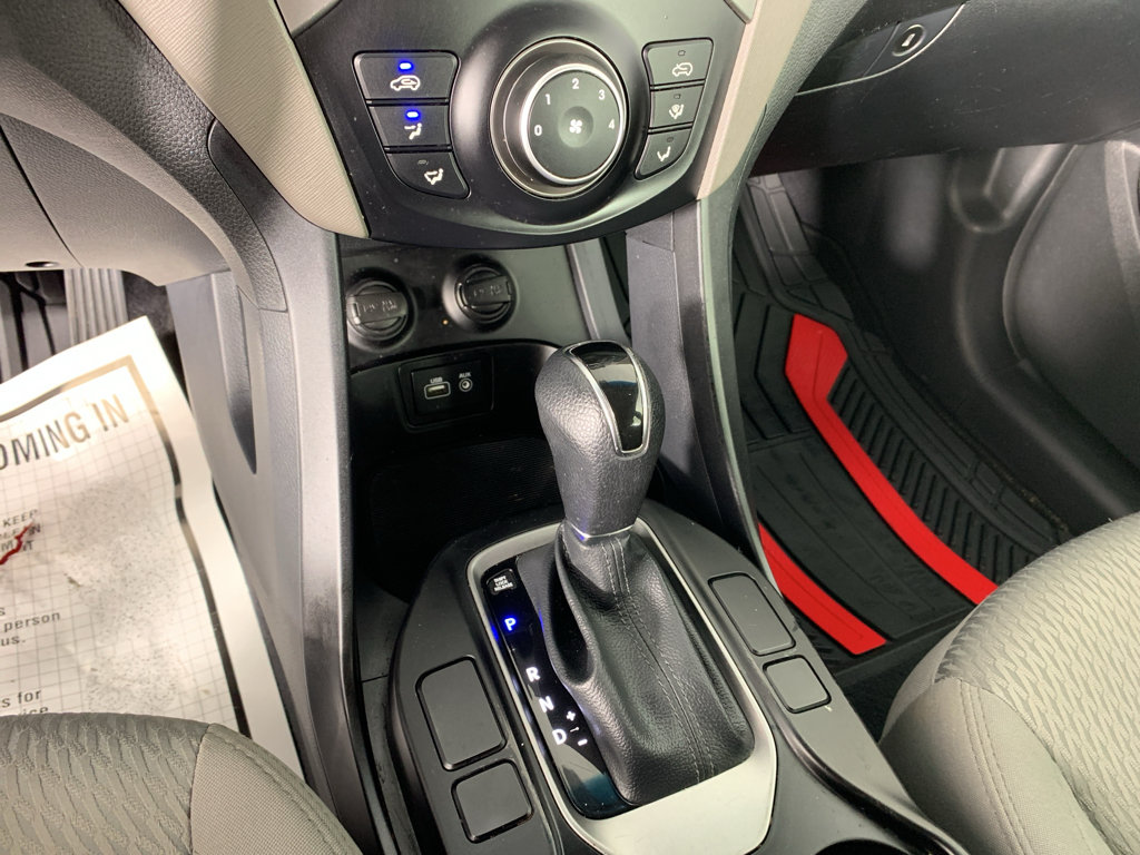 Used 2018 Hyundai Santa Fe Sport FWD image 24