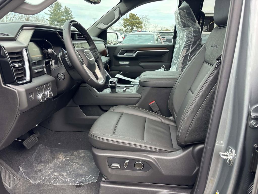 New 2026 GMC Sierra 1500 Denali w/ Technology Package image 9