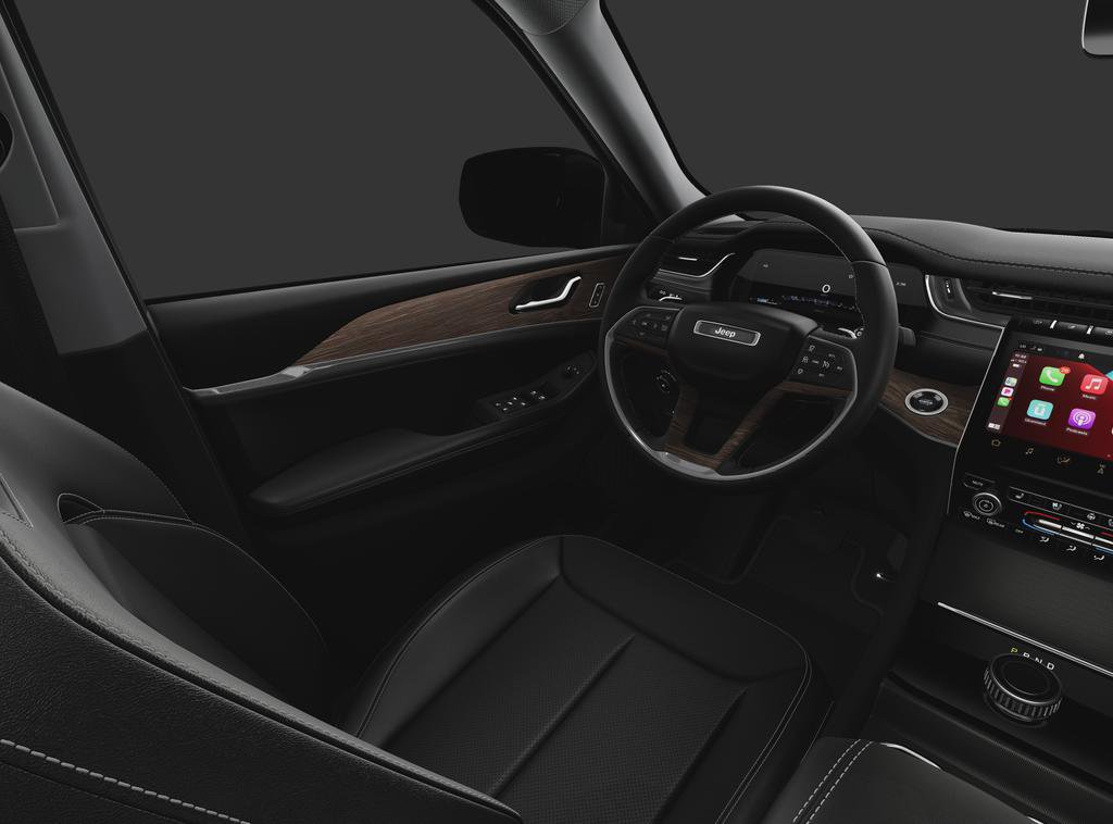 New 2025 Jeep Grand Cherokee L Limited image 8
