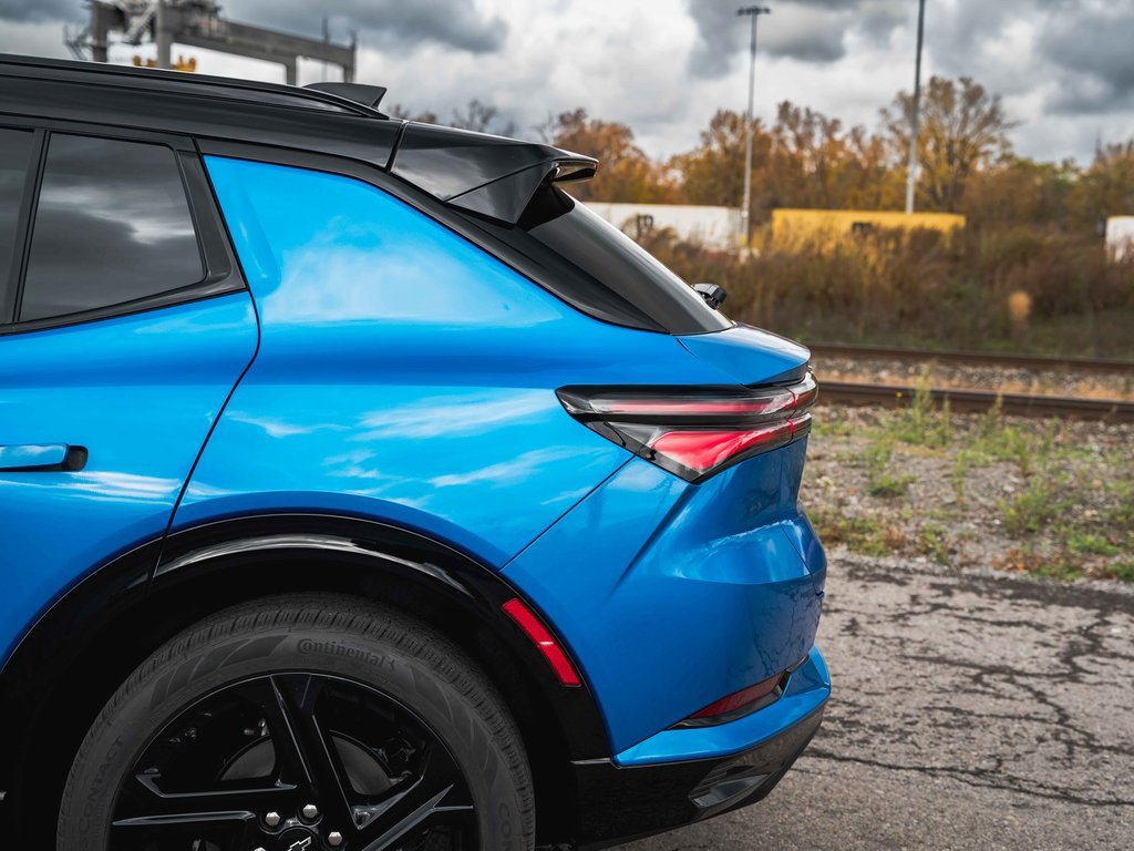 New 2025 Chevrolet Equinox EV RS image 14