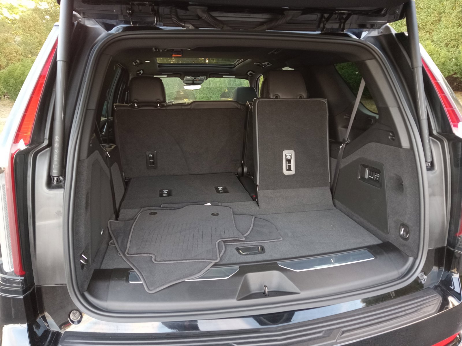 Used 2021 Cadillac Escalade Sport AWD/4WD image 28