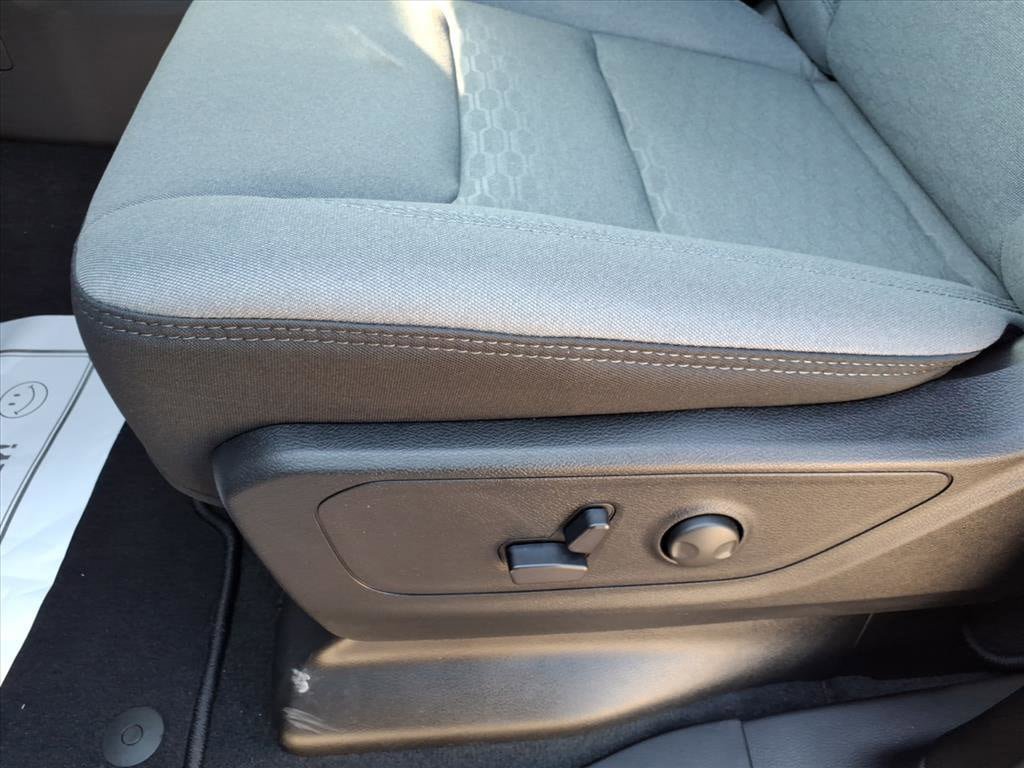 New 2026 RAM 1500 Big Horn AWD/4WD image 13