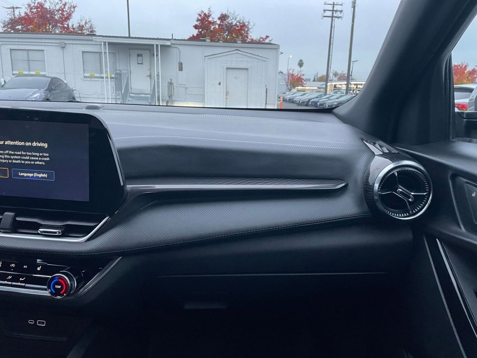 Used 2025 Chevrolet Equinox LT image 35