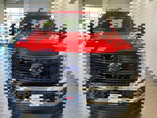 New 2026 Ford F250 XL w/ XL Chrome Package image 3