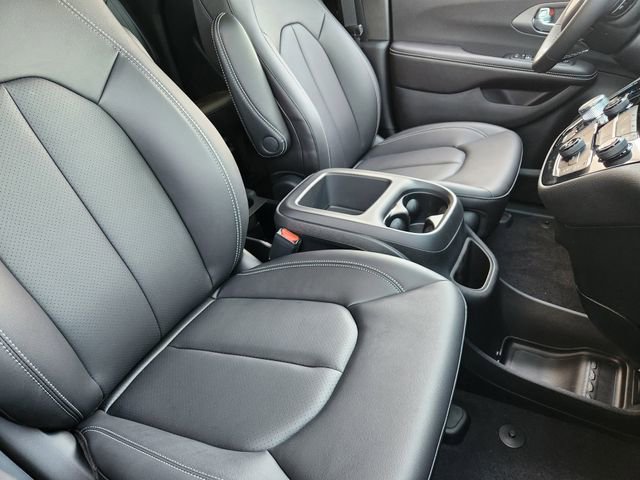 New 2026 Chrysler Pacifica Select FWD image 9