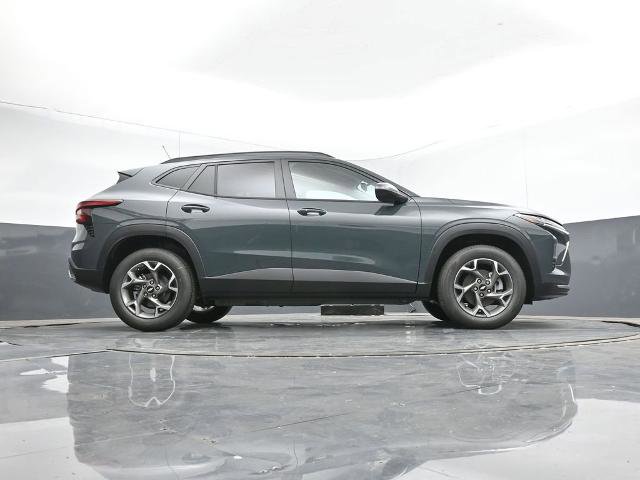 New 2026 Chevrolet Trax LT w/ Driver Confidence Package image 14