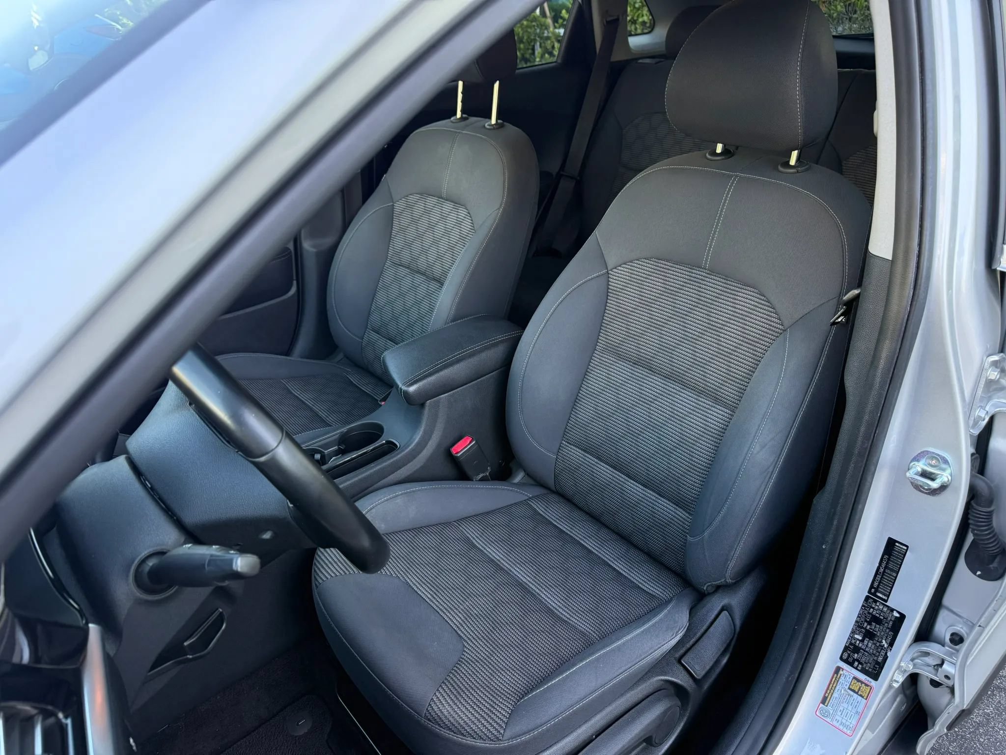 Used 2021 Kia Niro LXS FWD image 10