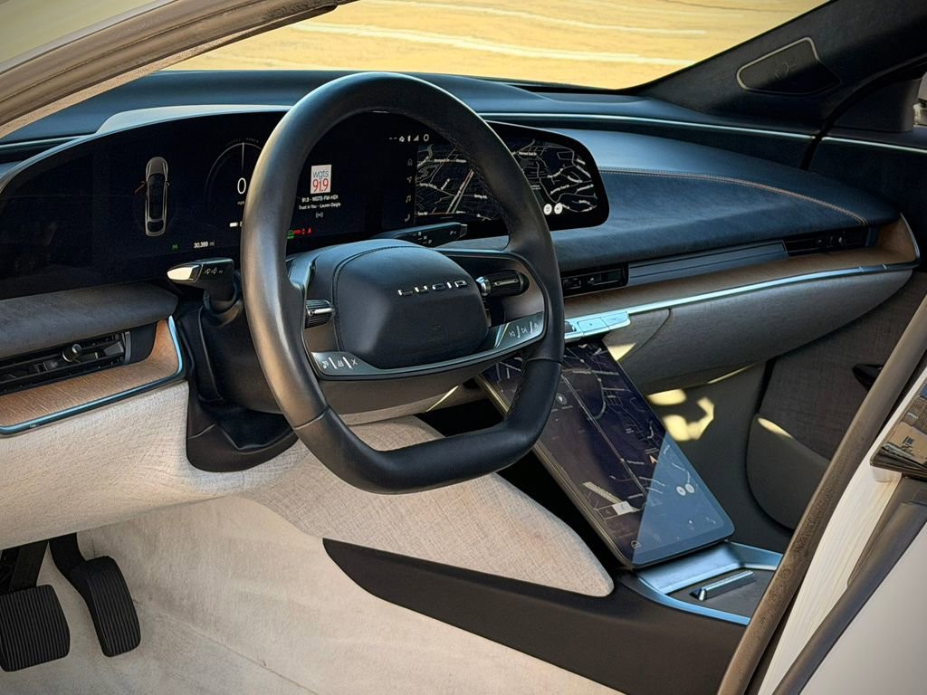 Used 2023 Lucid Air Grand Touring image 21