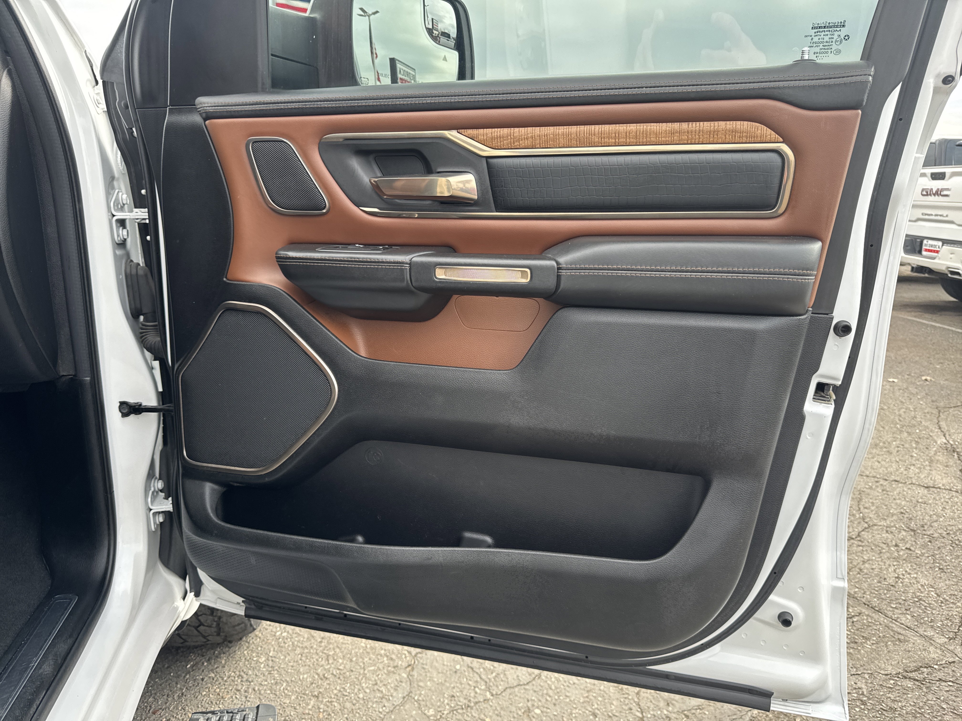 Used 2019 RAM 1500 Limited image 26