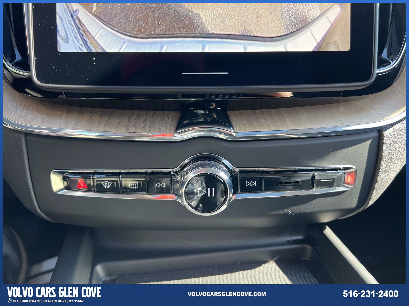 Used 2026 Volvo XC60 B5 Plus w/ Protection Package Premier AWD/4WD image 29