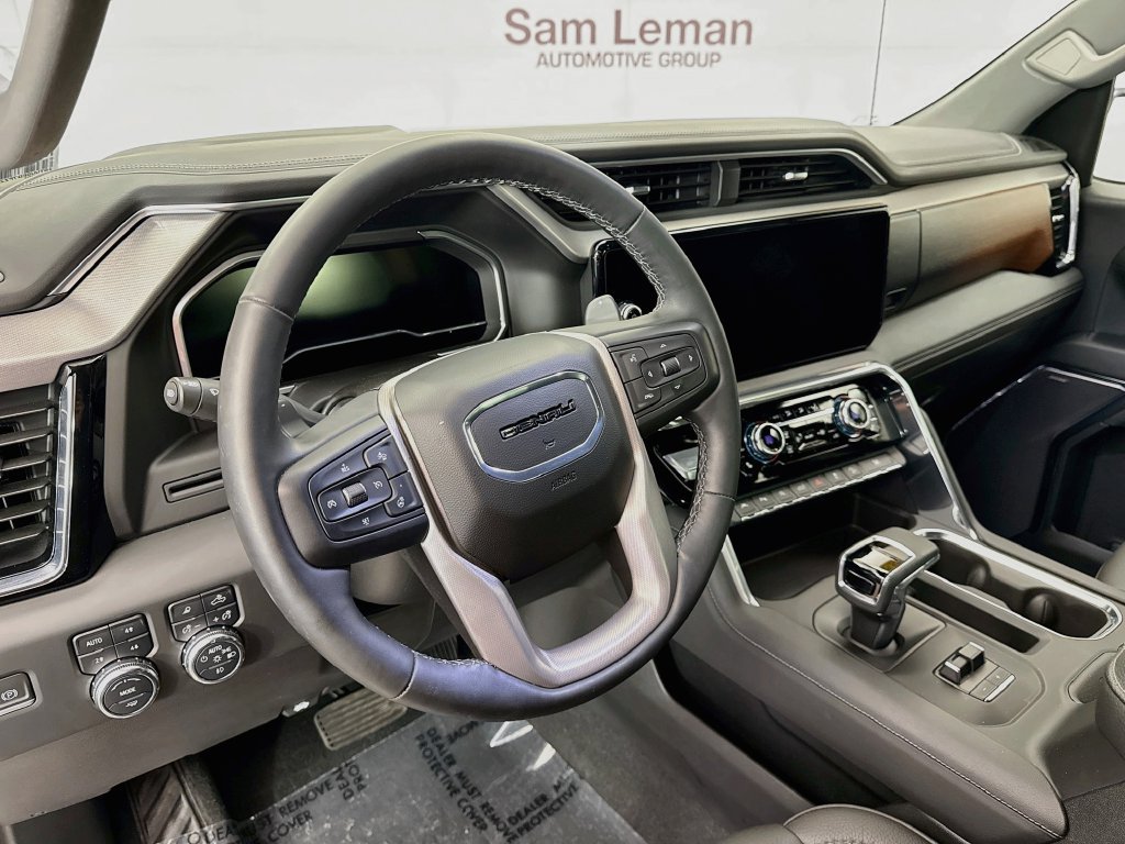 Used 2023 GMC Sierra 1500 Denali AWD/4WD image 9