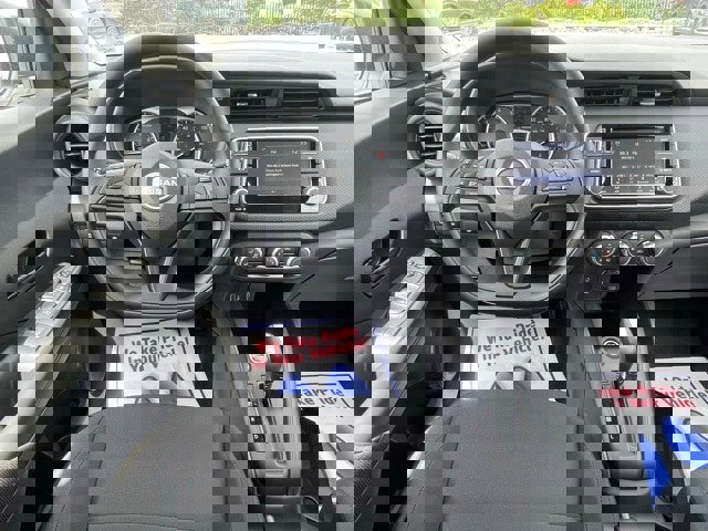 New 2025 Nissan Kicks Play S image 17