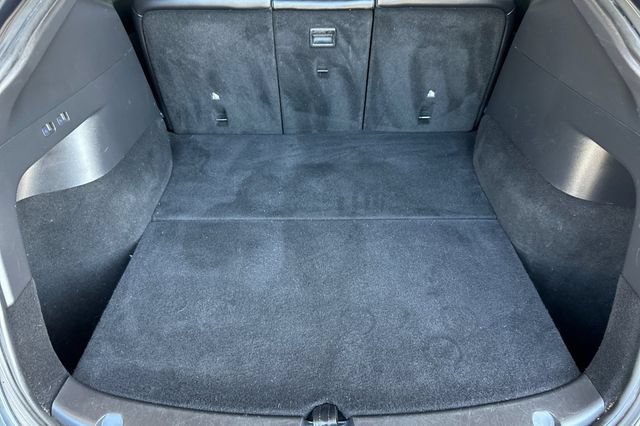 Used 2021 Tesla Model Y Long Range AWD/4WD image 17