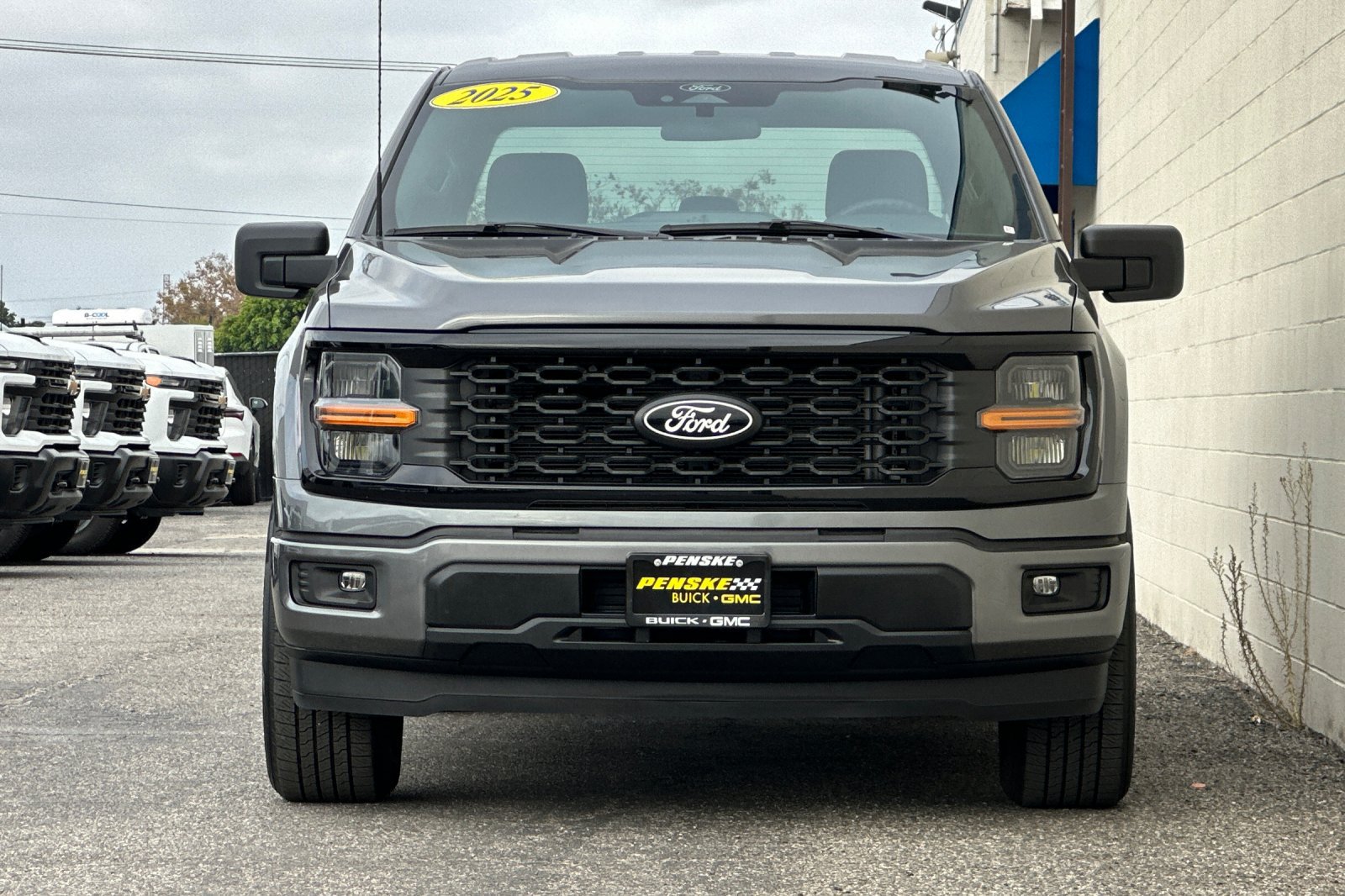Used 2025 Ford F150 STX w/ STX Black Appearance Package RWD image 9