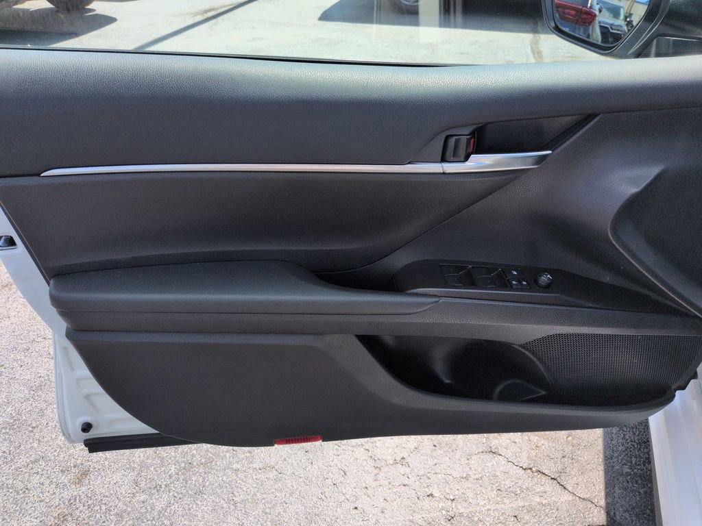 Certified 2024 Toyota Camry SE FWD image 10