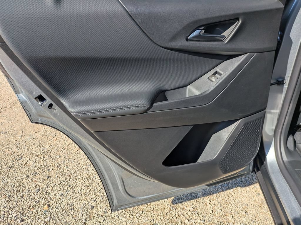 New 2026 Chevrolet Equinox LT FWD image 22