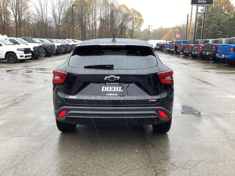 New 2026 Chevrolet Trax RS w/ Sunroof Package image 6