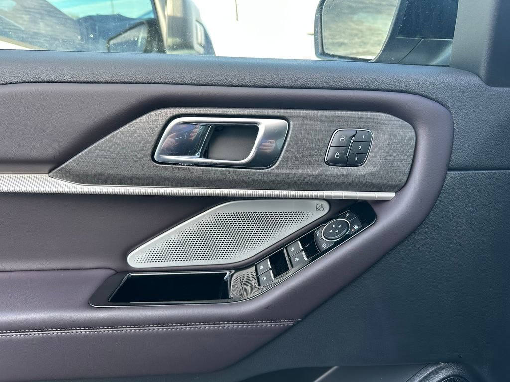 New 2025 Ford Explorer Platinum image 64