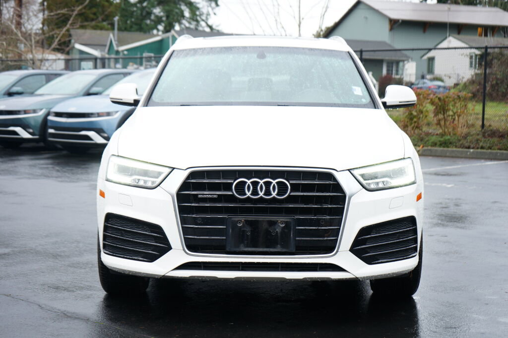 Used 2018 Audi Q3 2.0T Premium Plus w/ Premium Plus Package image 2