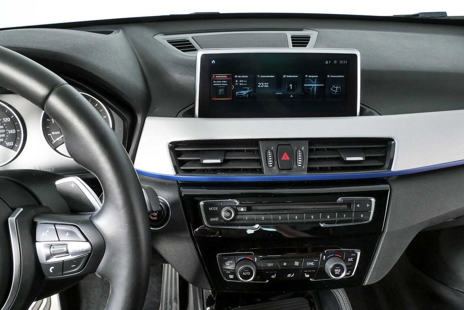 Used 2018 BMW X1 xDrive28i w/ M Sport Package AWD/4WD image 13