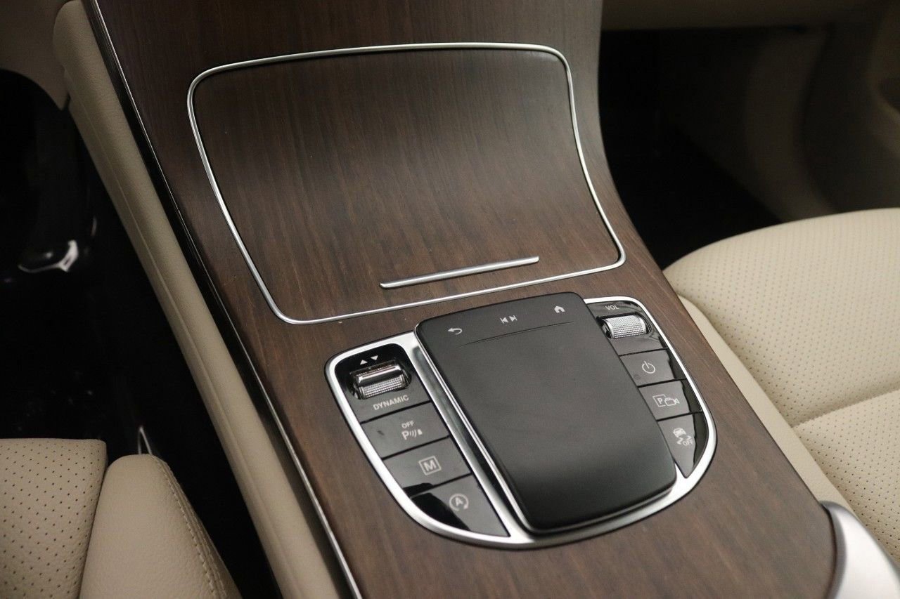 Certified 2022 Mercedes-Benz GLC 300 image 17