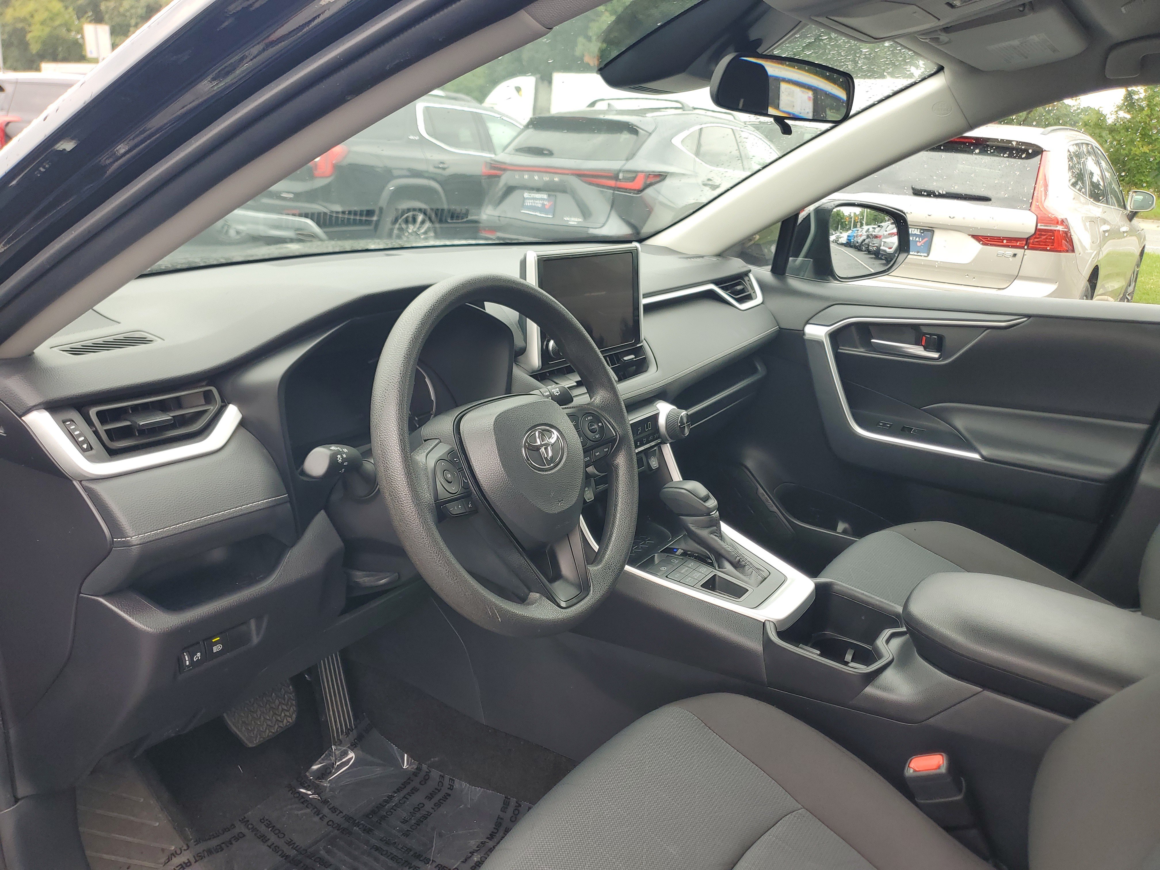 Certified 2025 Toyota RAV4 XLE AWD/4WD image 15