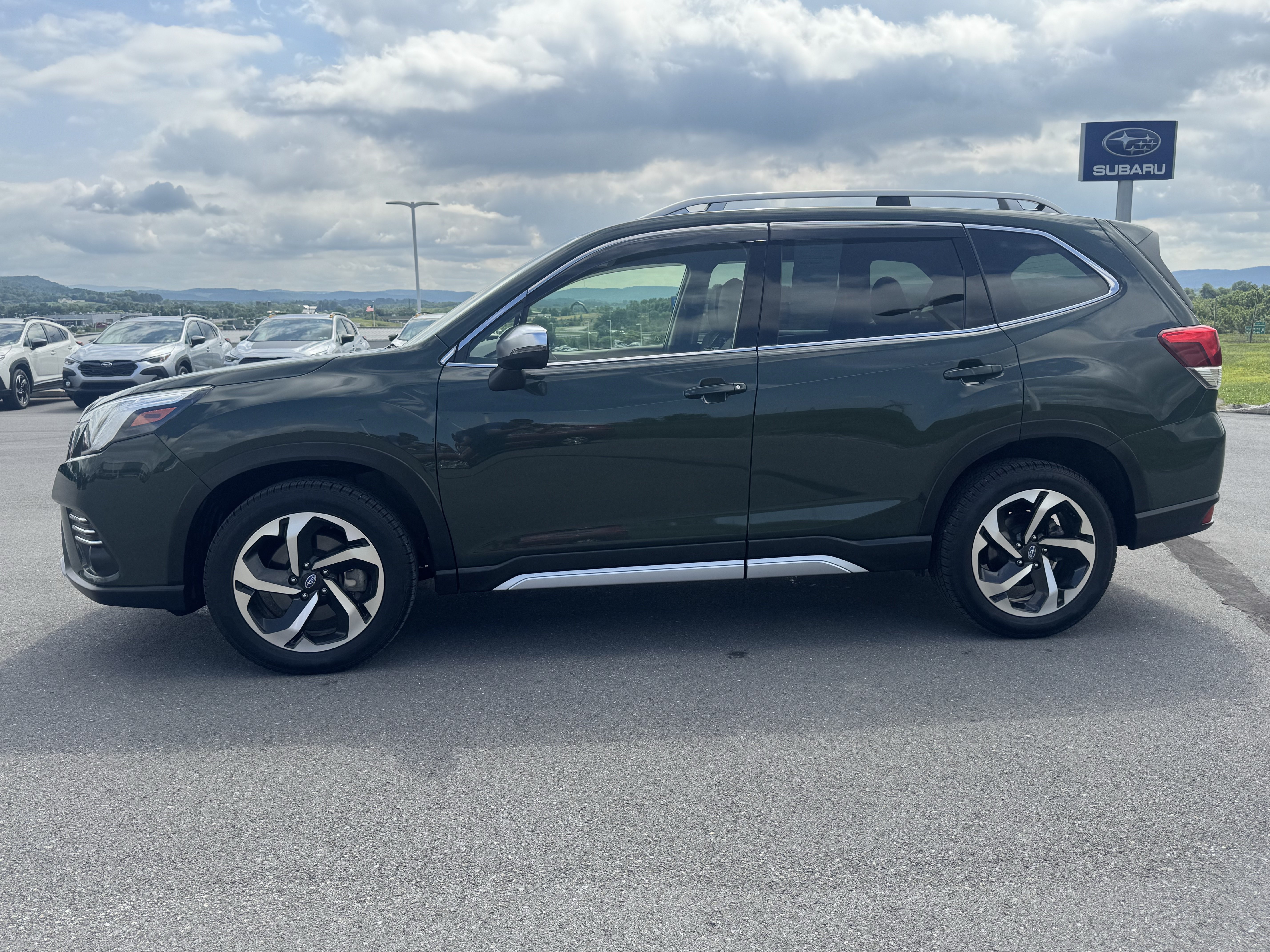 Certified 2023 Subaru Forester Touring w/ Popular Package #2 AWD/4WD image 7