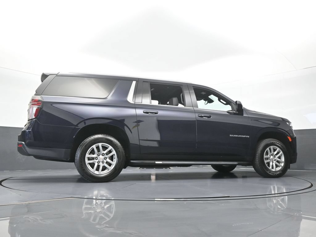 Used 2024 Chevrolet Suburban LT AWD/4WD image 63