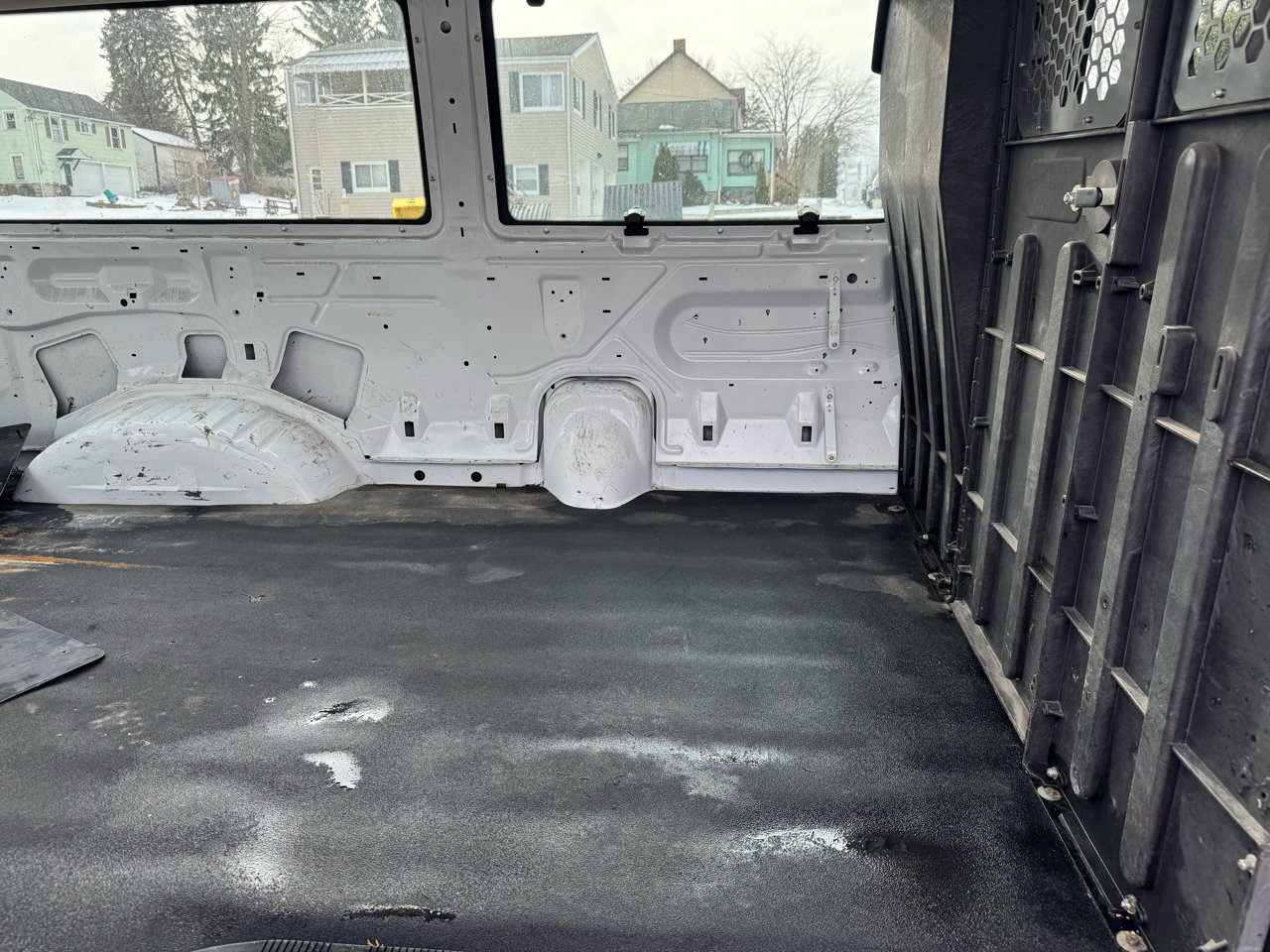 Used 2012 Ford E-250 and Econoline 250 w/ Insulation Pkg RWD image 18