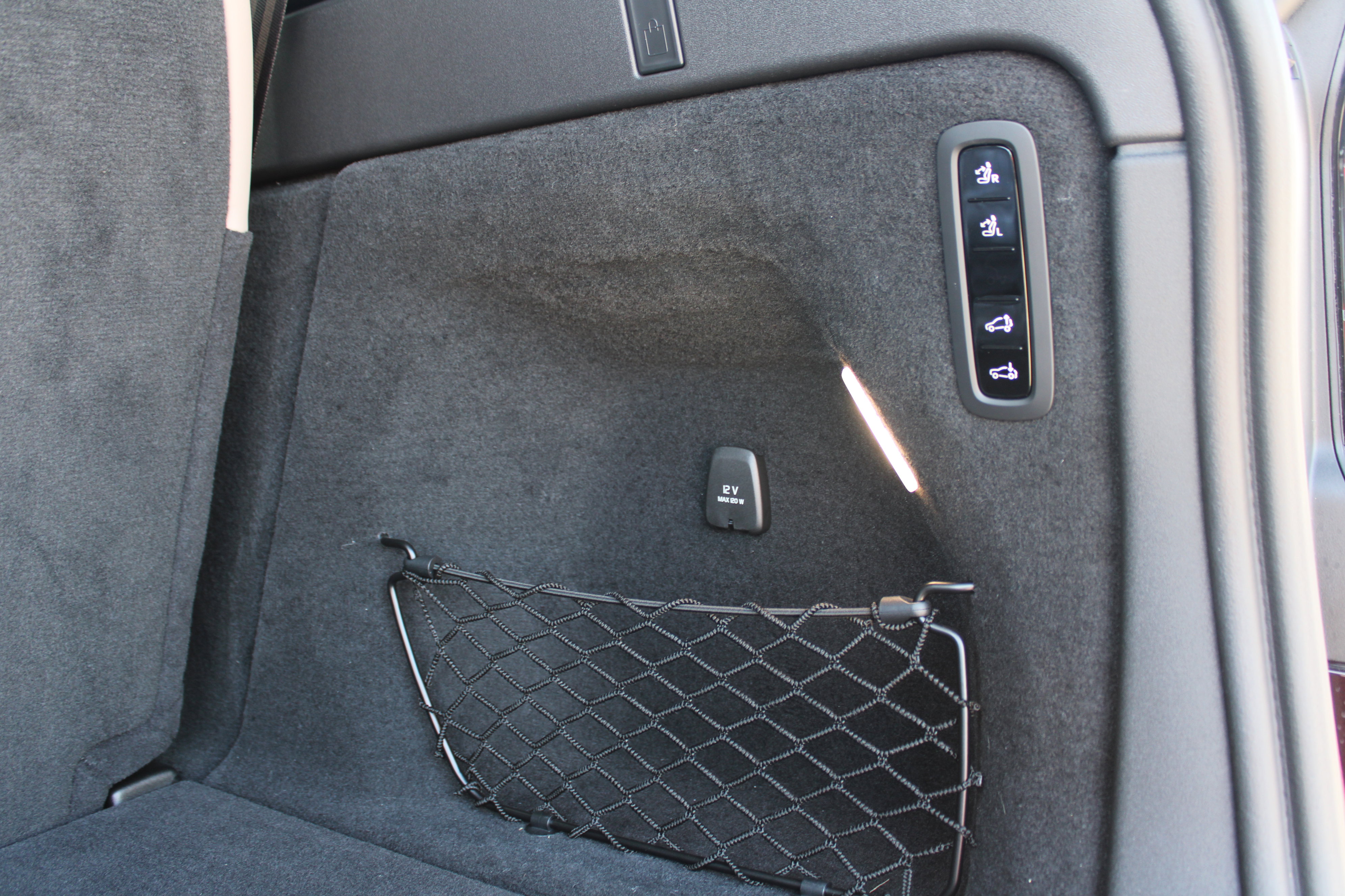 New 2025 Volvo EX90 Ultra image 49