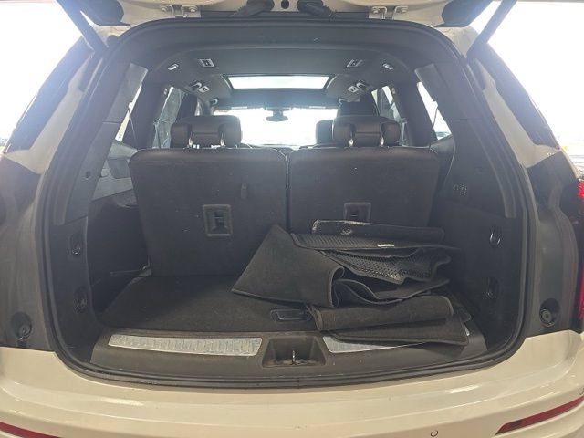 Used 2024 Cadillac XT6 Premium Luxury AWD/4WD image 35