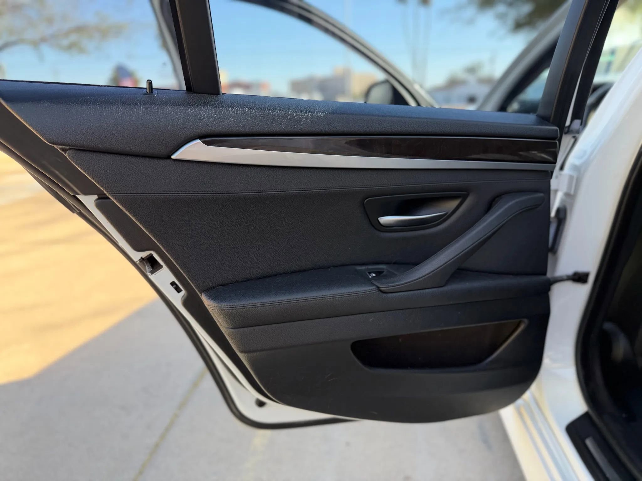 Used 2016 BMW 528i Sedan image 15