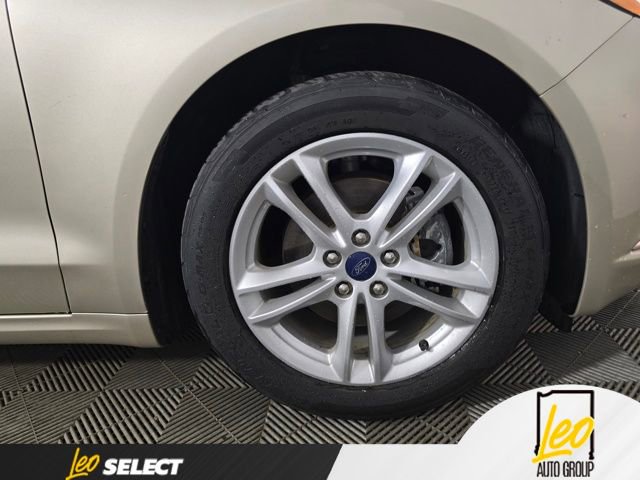 Used 2018 Ford Fusion SE FWD image 18